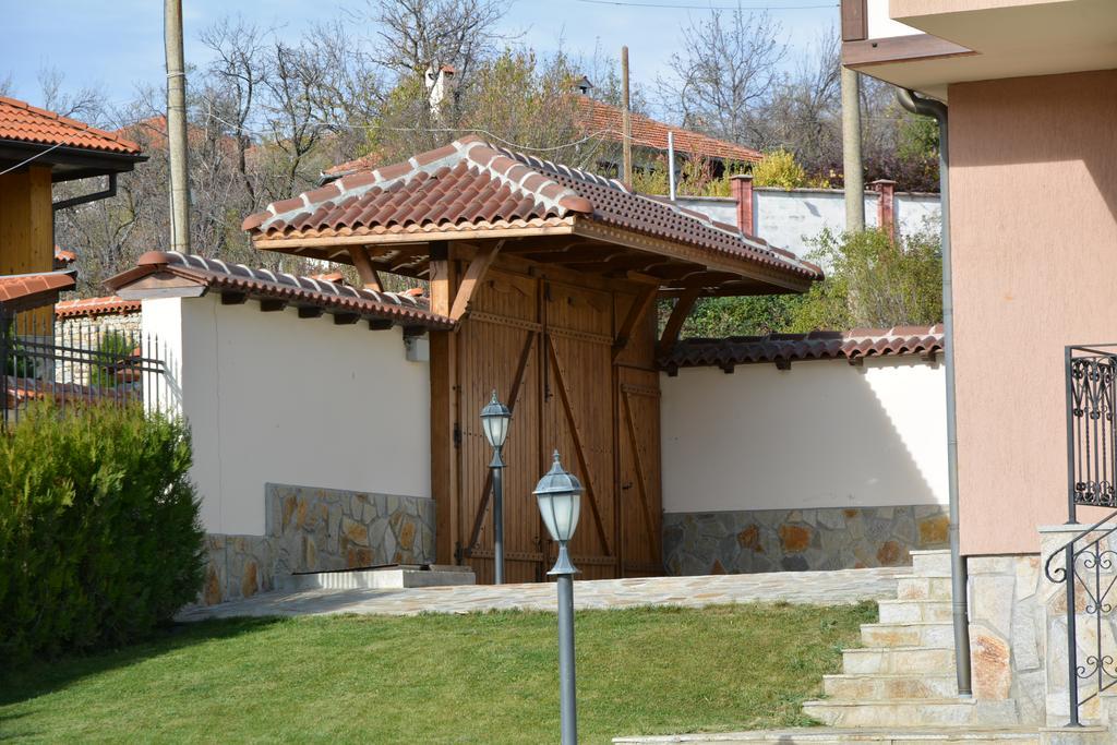 ホテルSinabovite Houses Badevtsi エクステリア 写真